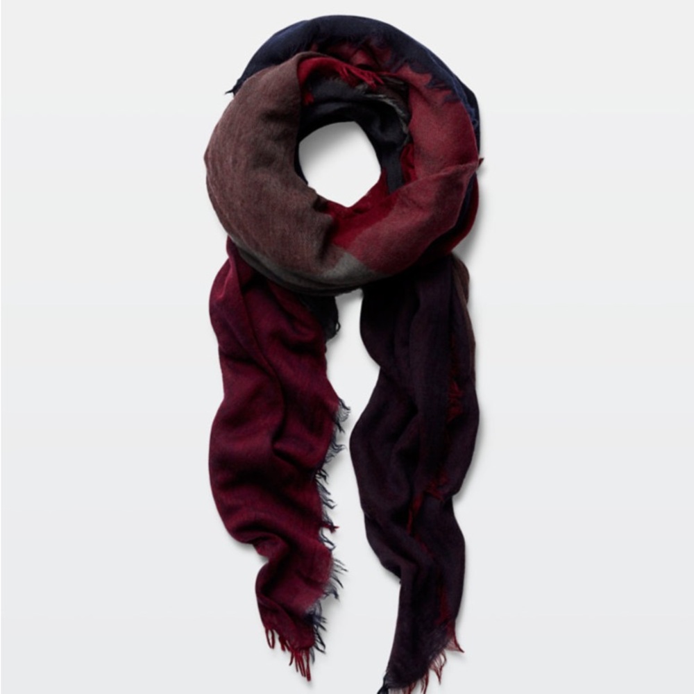 Aritzia Wilfred Blanket Scarf 100% Wool Burgundy Navy Grey